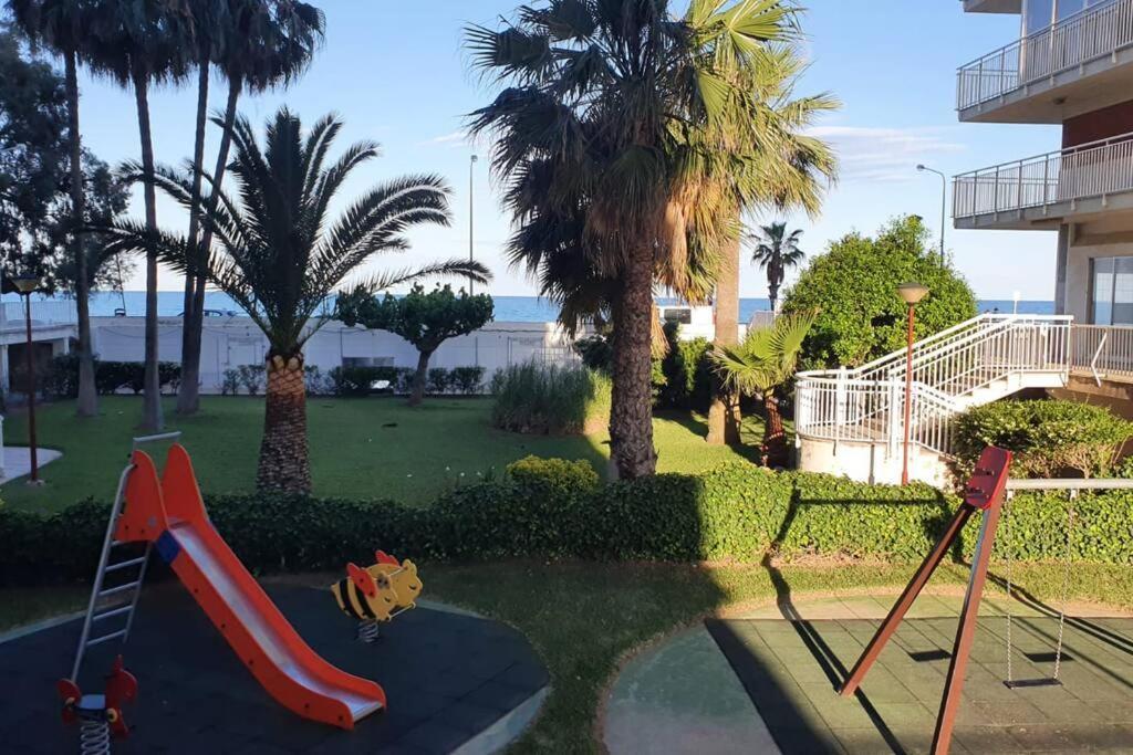 Incredible Seafront With Sunrise And Sunset Views Apartment Benicassim Luaran gambar