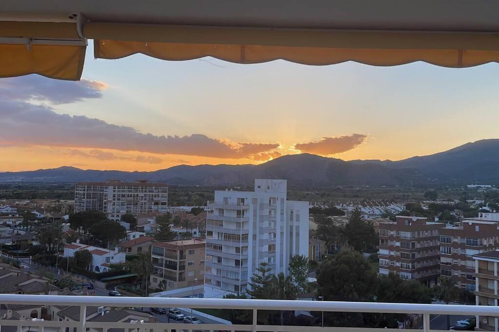Incredible Seafront With Sunrise And Sunset Views Apartment Benicassim Luaran gambar